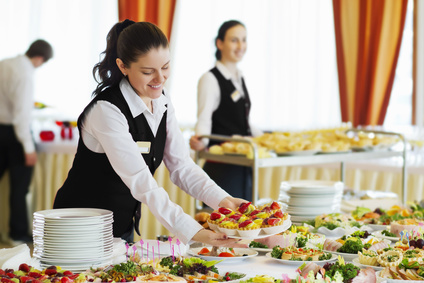 Read more about the article Easy Ways to Monitor & Improve the Performance of Your Restaurant Staff