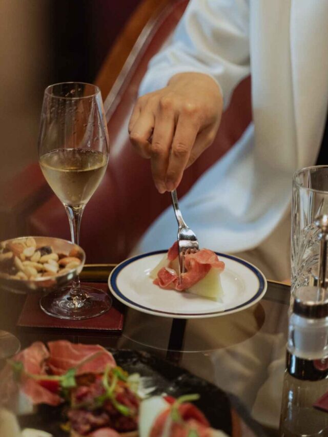 Read more about the article Decoding Restaurant Dining Trends 2024