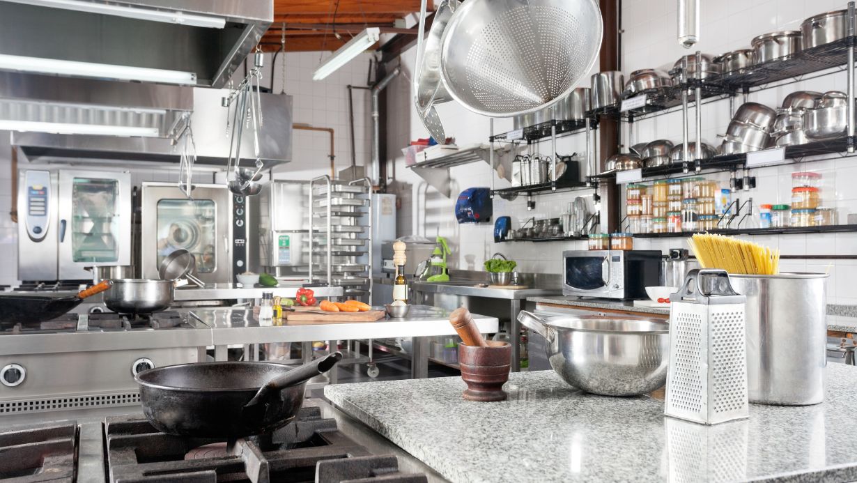 Read more about the article The Downside of Unsustainable Materials and Non-Eco-Friendly Practices in Commercial Kitchens