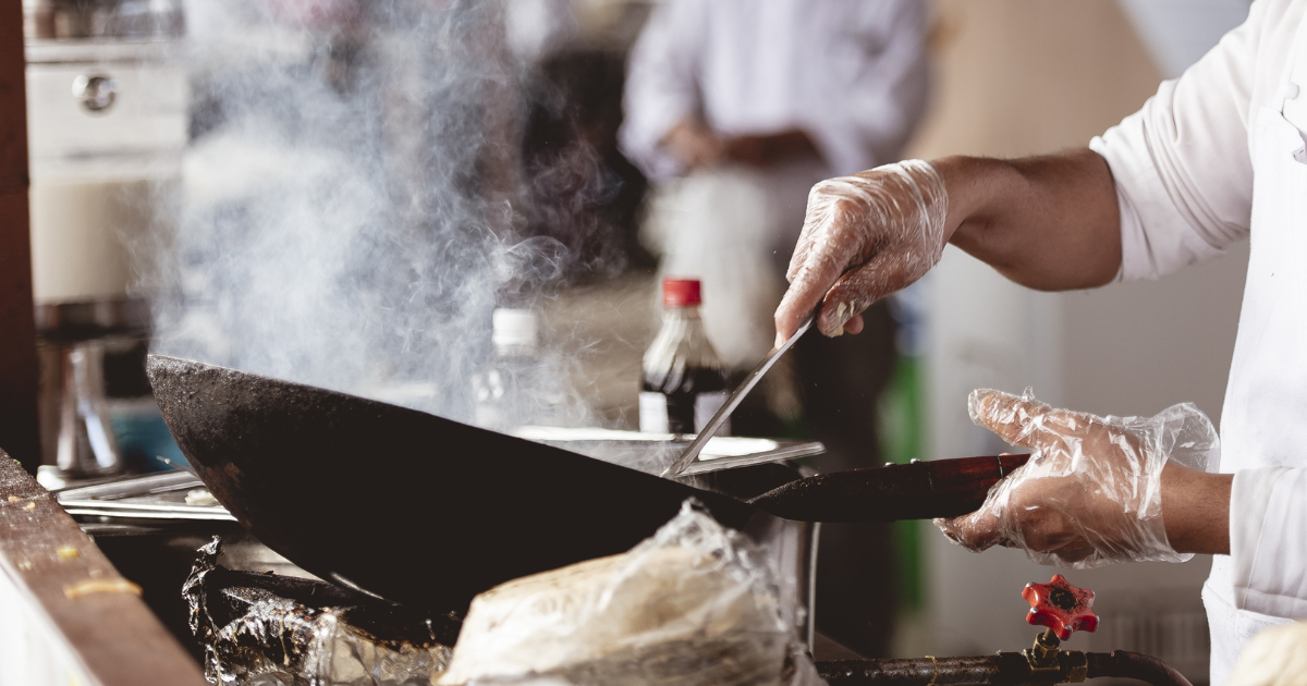 Read more about the article The Essential Guide to Pans and Woks: Elevating Your Food Service Design