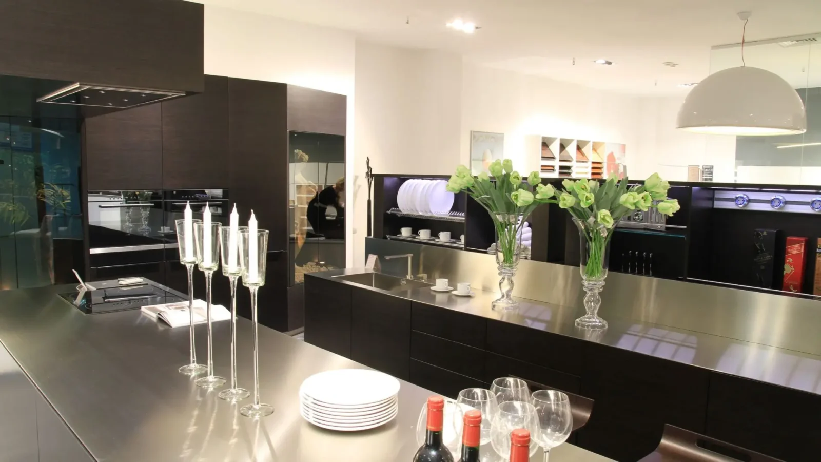 Read more about the article The Role of Project Management Tools in Commercial Kitchen Design