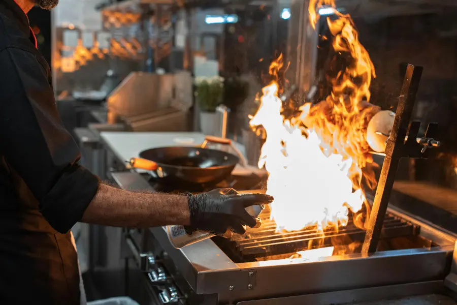 Fire and smoke ventillation in kitchen