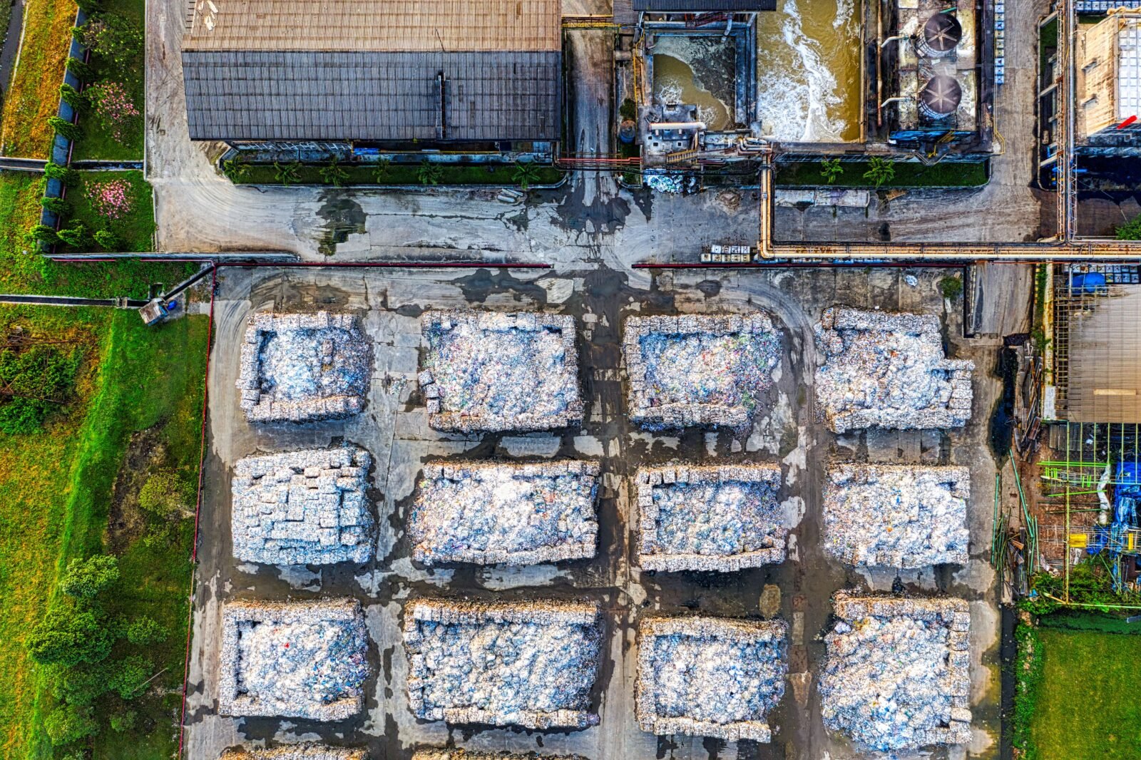 Read more about the article Wet Waste, Dry Waste, Real Savings: Segregation Strategies for Hotels